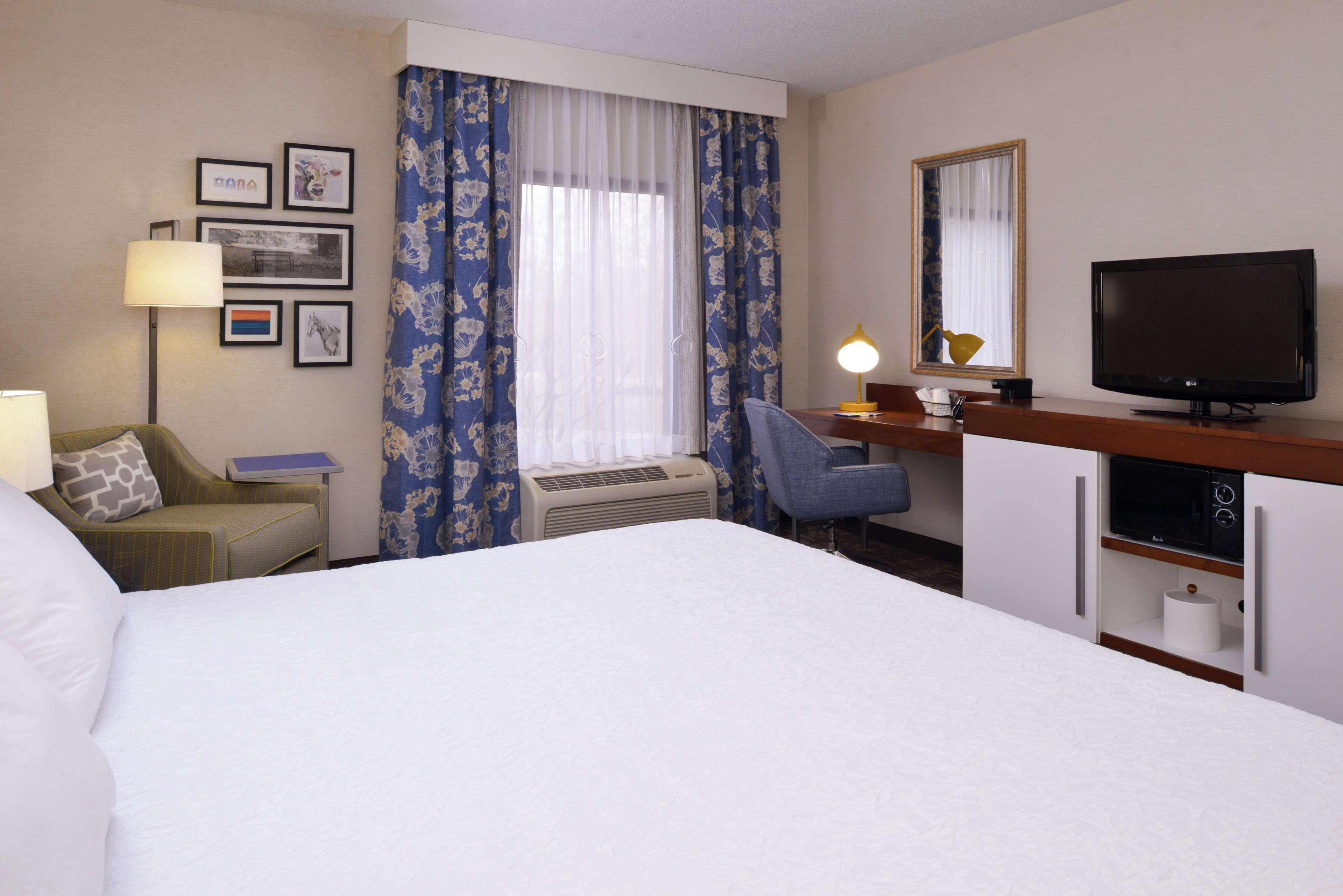 Hampton Inn & Suites Wilmington Bagian luar foto