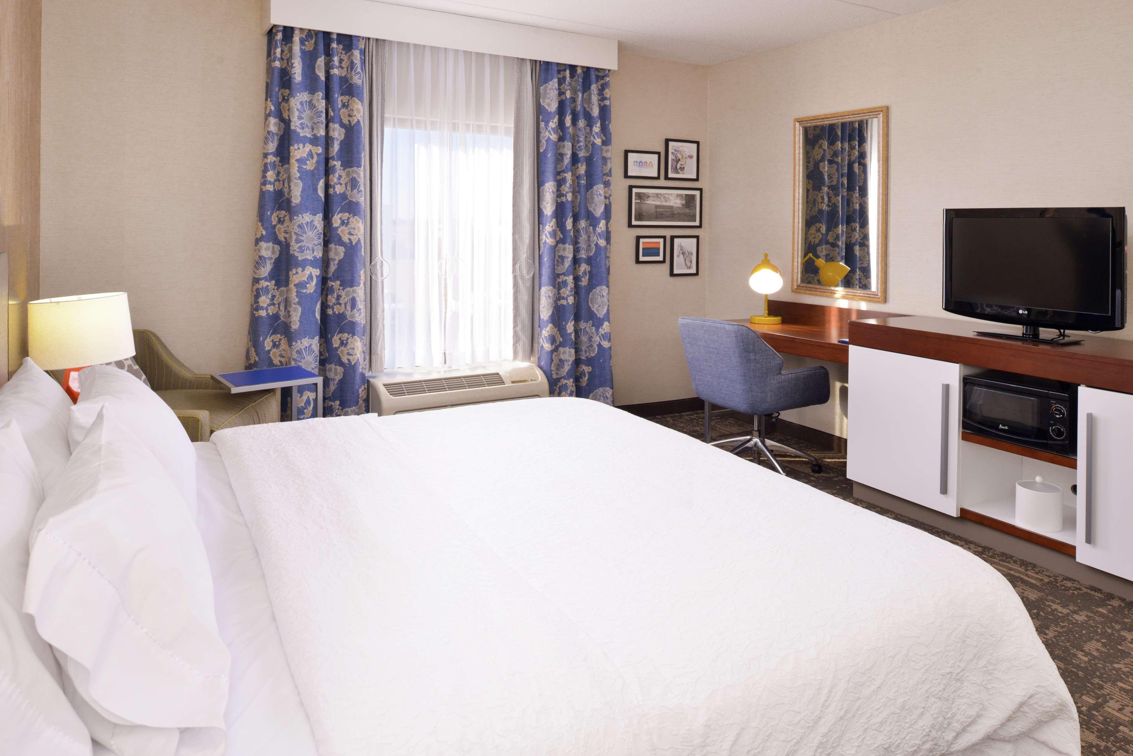 Hampton Inn & Suites Wilmington Bagian luar foto